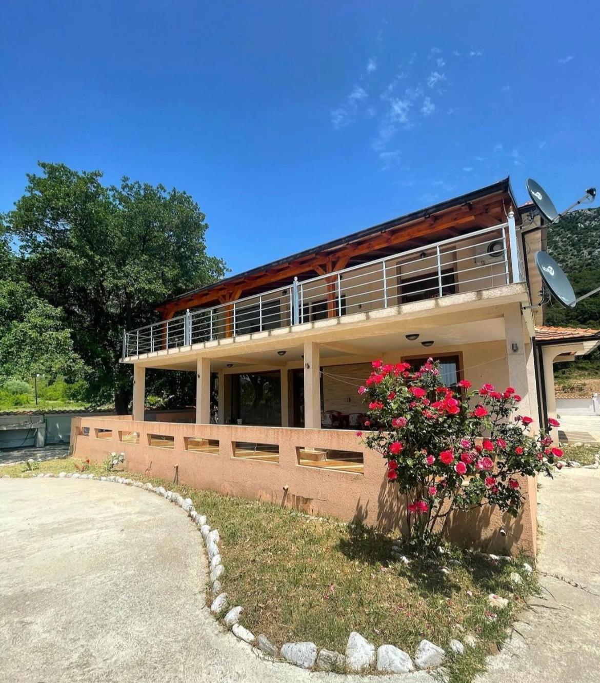 Petrovac Stars Residence מראה חיצוני תמונה