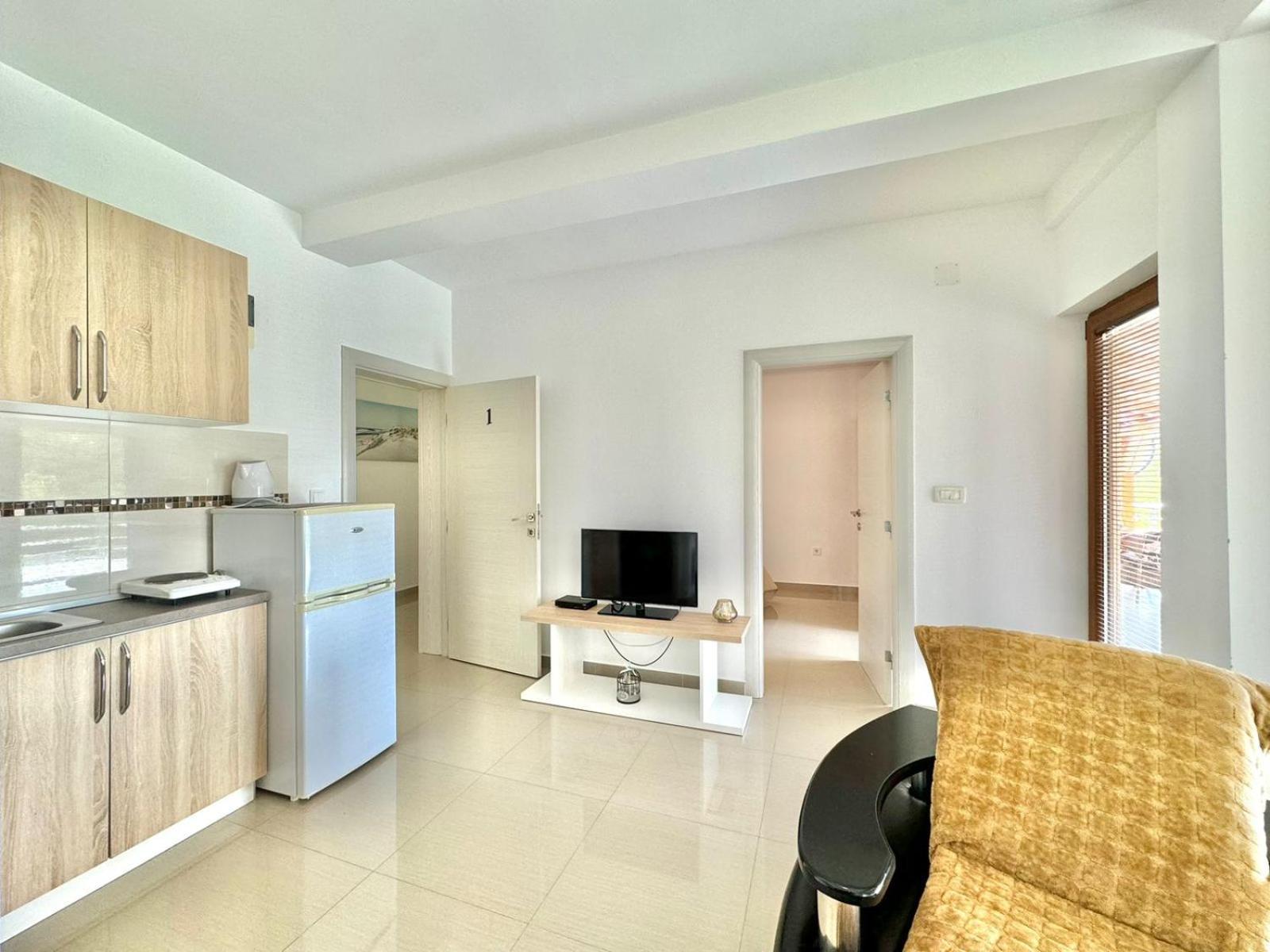 Petrovac Stars Residence מראה חיצוני תמונה