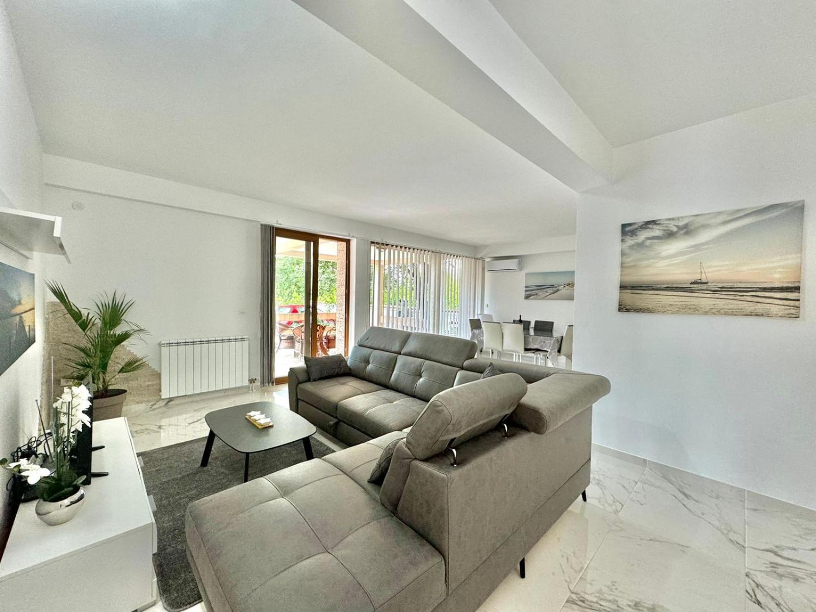 Petrovac Stars Residence מראה חיצוני תמונה